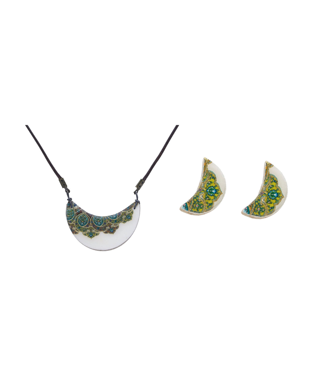 Tahzib Gift Set – Persian tile necklace and matching earrings on white