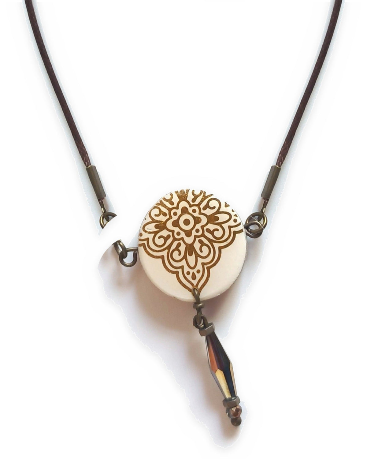 Tala Round Tile Necklace – front view, hand-cut air-dried Persian tile
