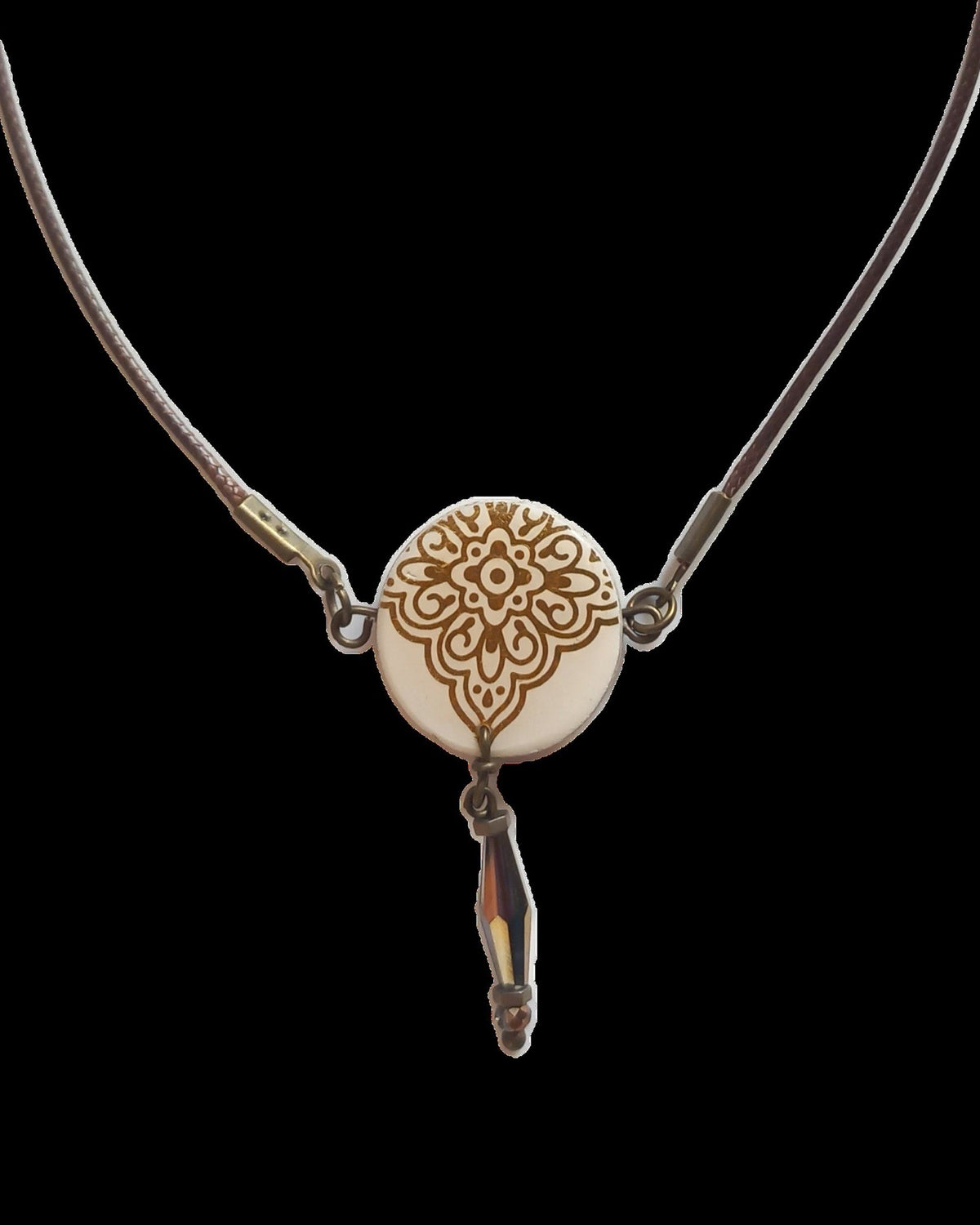 Tala Round Tile Necklace – lifestyle, hand-cut air-dried Persian tile